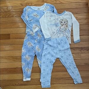 Disney Frozen Light Blue Pajama Set